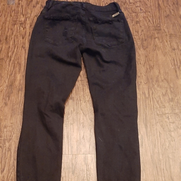 Distressed black skinny Jeans. - Picture 2 of 4